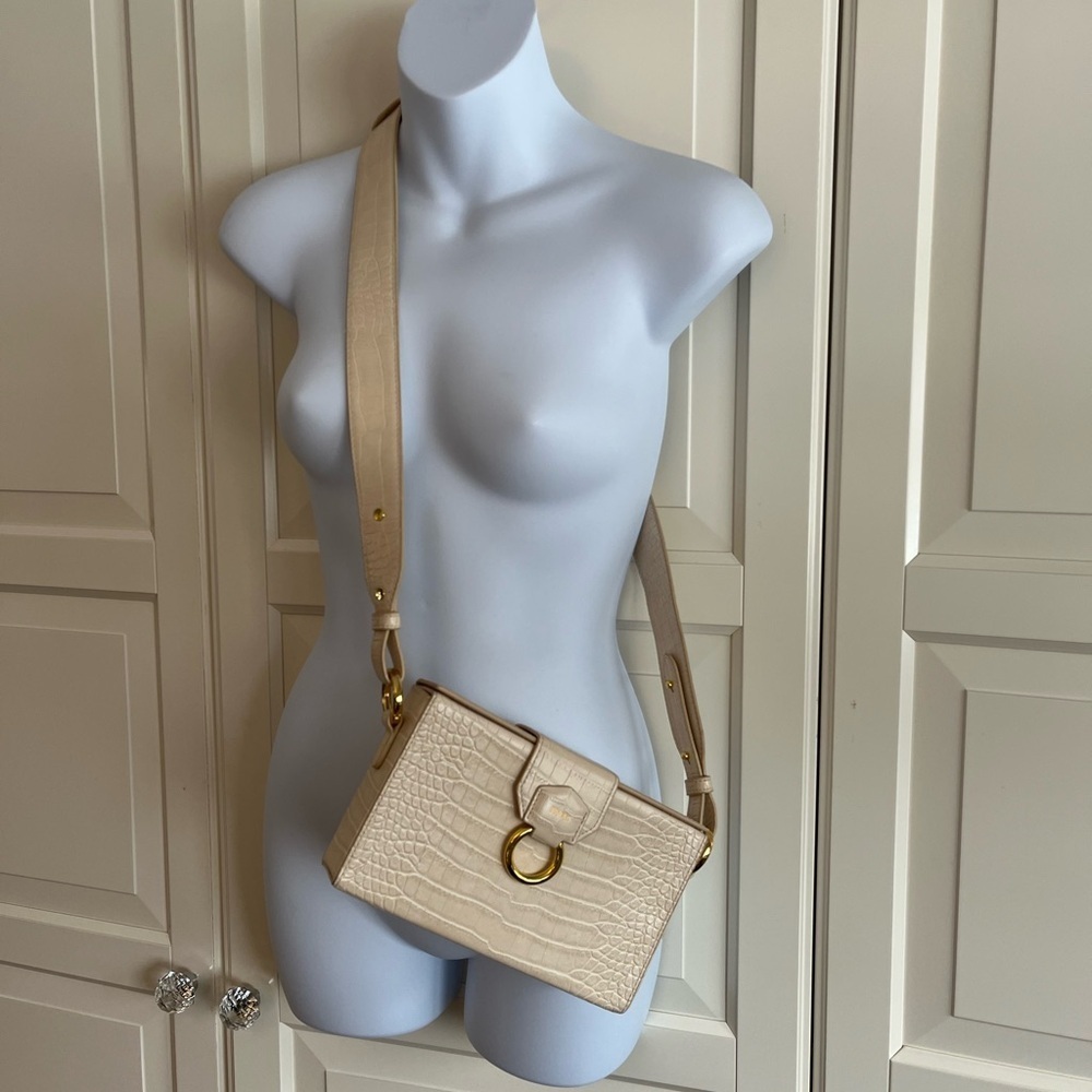 JW PEl Ivory Croc Grace
Box Bag NWOT Contemporary, Elegant, Simplicity, Chic - Picture 7 of 17